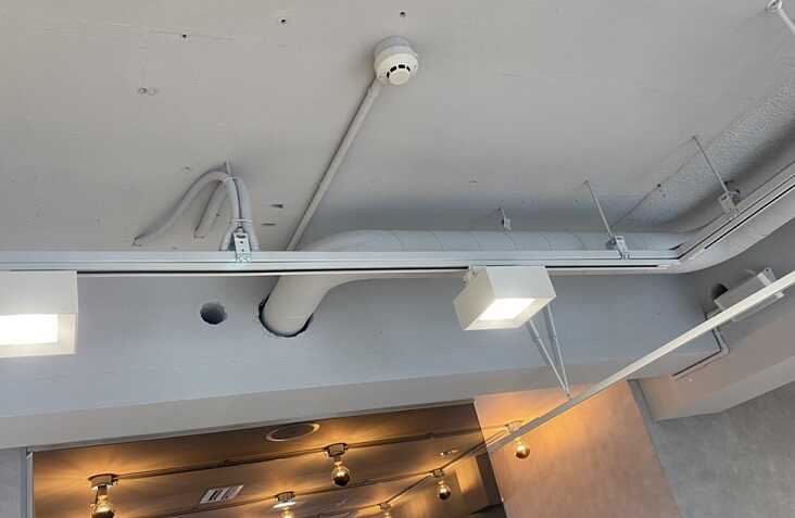 スケルトンに感知器を設置した画像