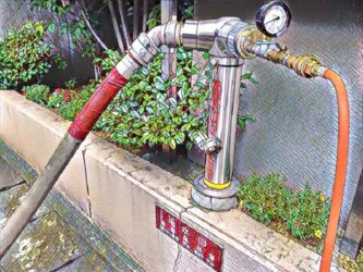 連結送水管送水口